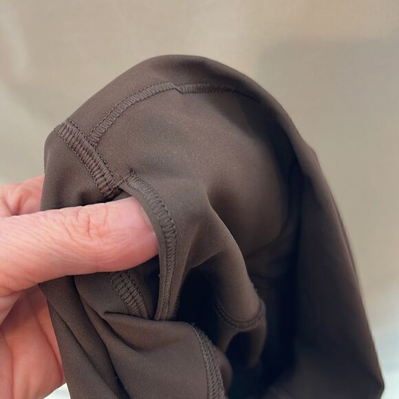 Everlane Perform Ankle Brown Leggings. Size XS. - Picture 7 of 7